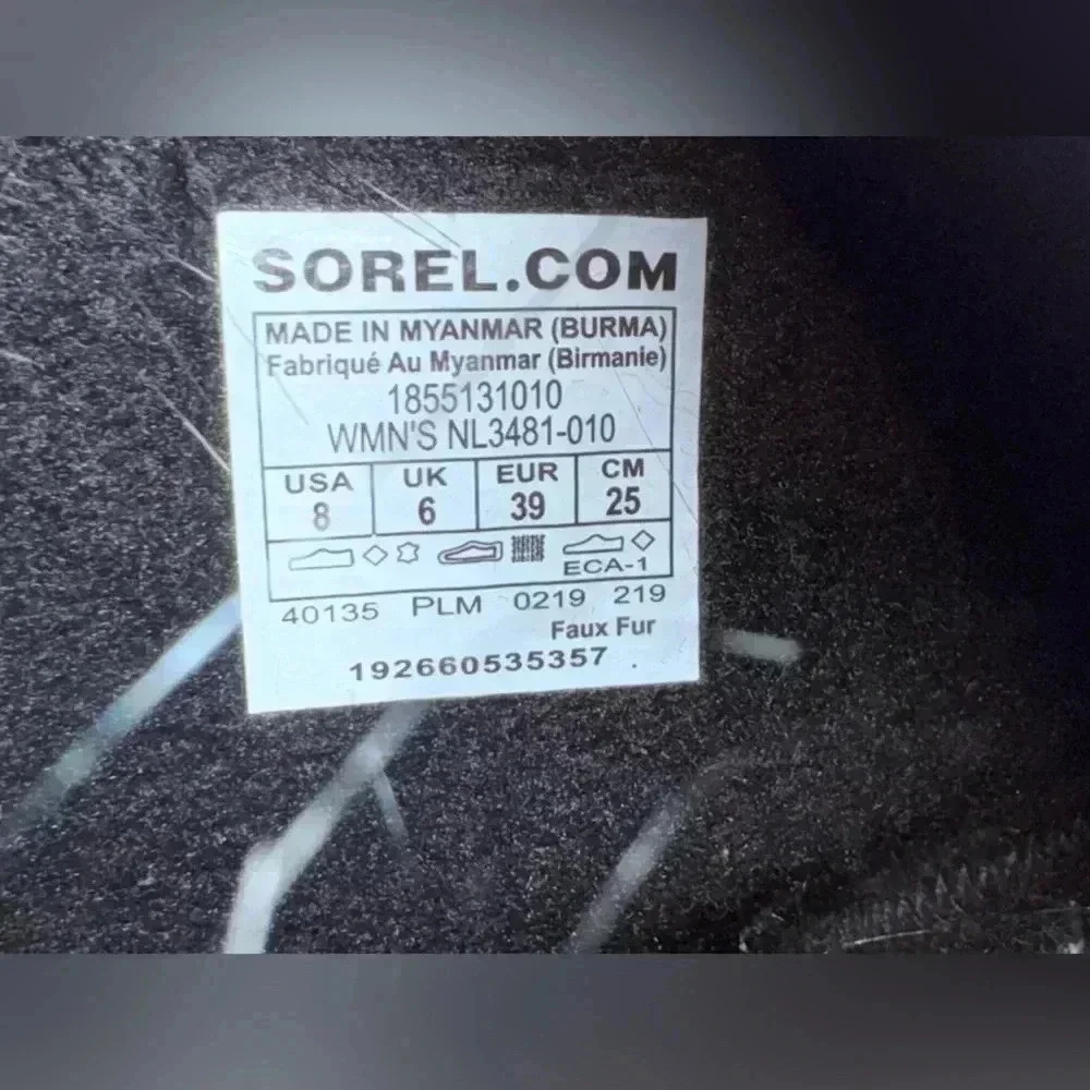 SOREL Joan of Arctic Boots in Black/Quarry